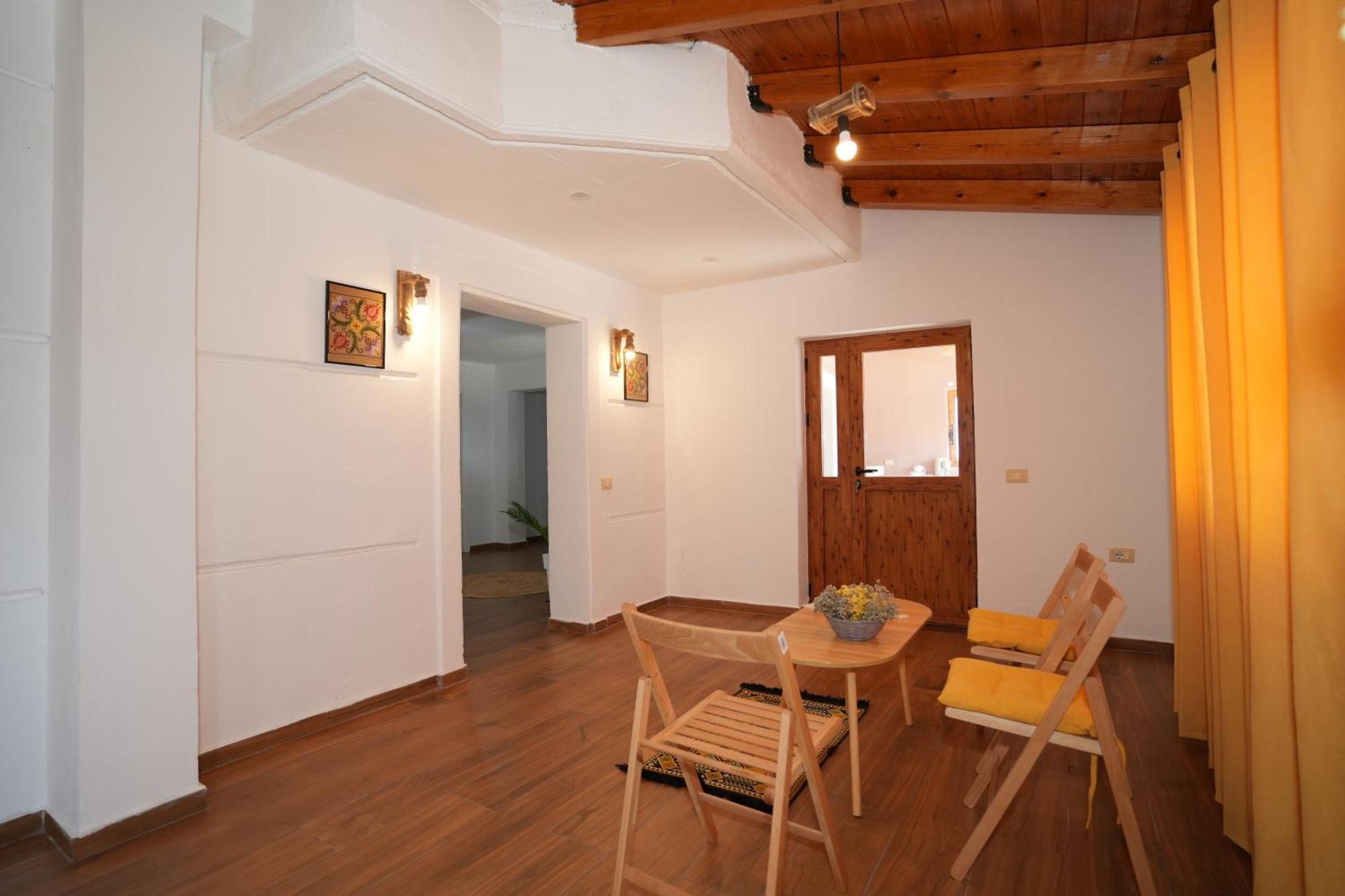 The View Rooms And Terrace Gjirokastër المظهر الخارجي الصورة