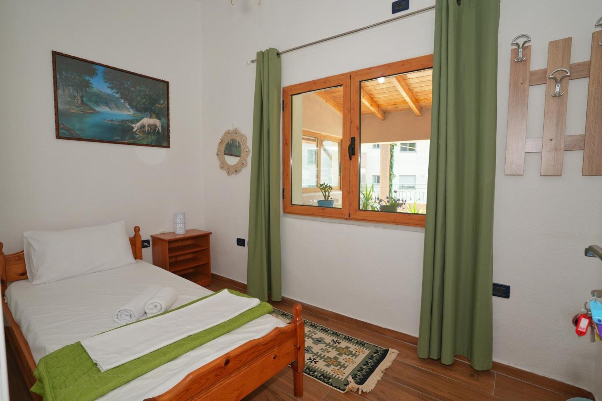 The View Rooms And Terrace Gjirokastër المظهر الخارجي الصورة