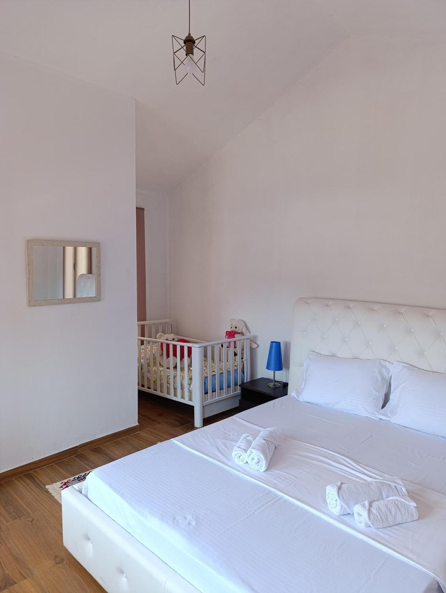 The View Rooms And Terrace Gjirokastër المظهر الخارجي الصورة